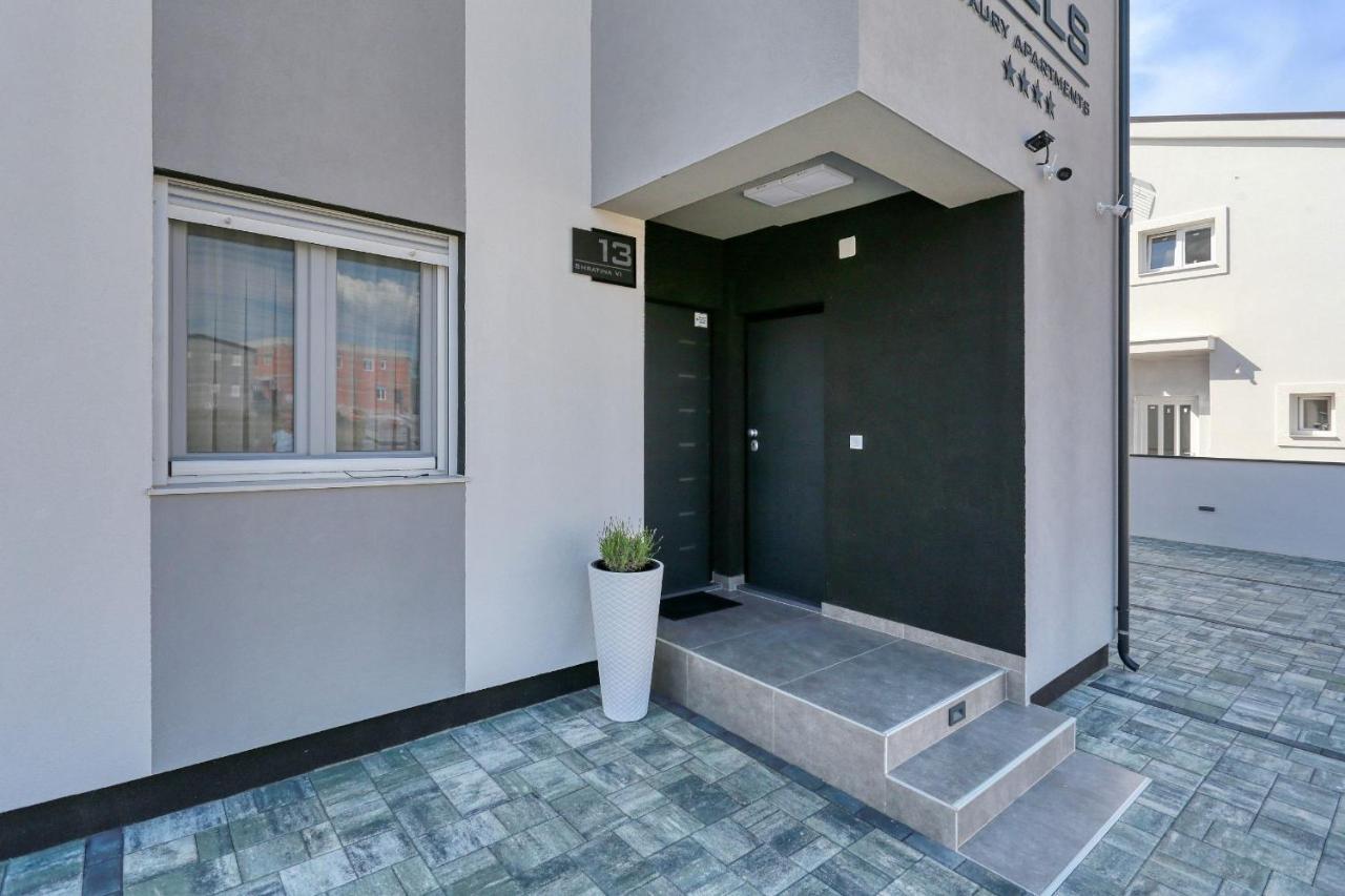 Luxury Apartments Hills ויר מראה חיצוני תמונה